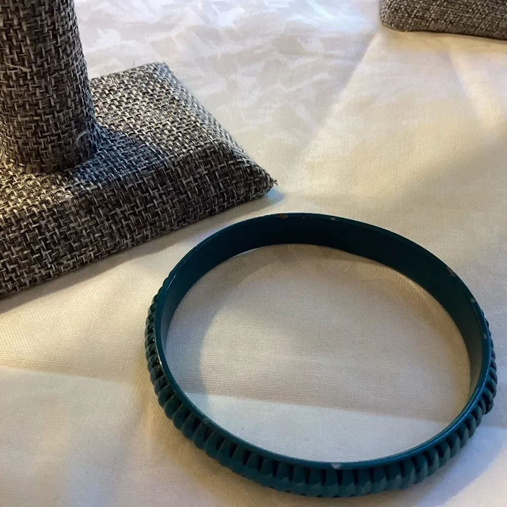 Elegant Turquoise Bangle Bracelet